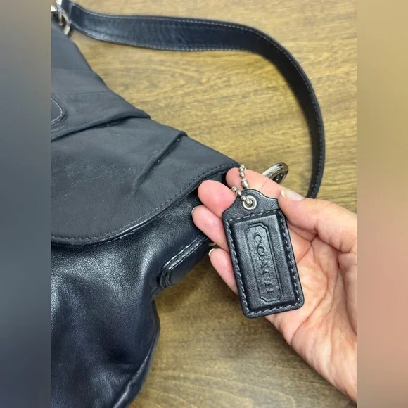 COACH Y2K SoHo Black Leather Hobo Shoulder Bag